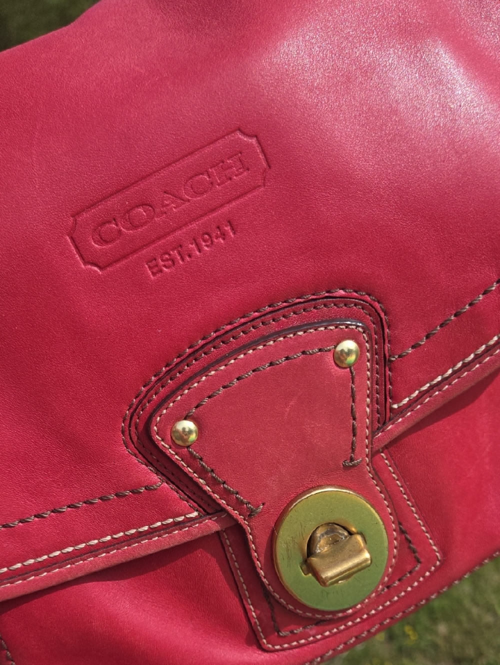 COACH Ali Turn-lock Shoulder Bag Raspberry 65th Anniversary Legacy Vintage Y2K - Picture 5 of 11
